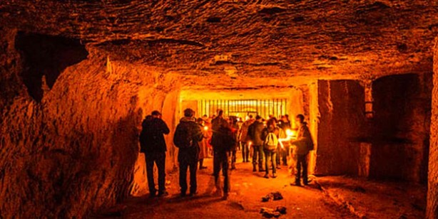 Foto - Şaşkına çeviren keşif: Paris tren istasyonunda antik nekropolde binlerce yıllık tarihi mezarlar keşfedildi!