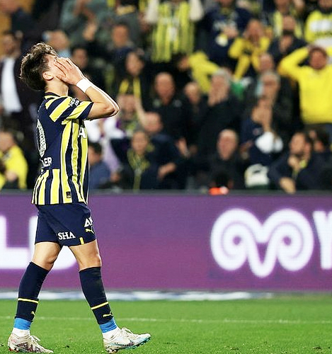 Foto - Şaşkınlığını gizleyemedi... Fenerbahçe'nin altın çocuğu için sürpriz rakam!