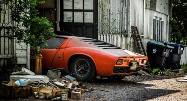 Foto - Satın aldığı evin içinden bakın ne çıktı!