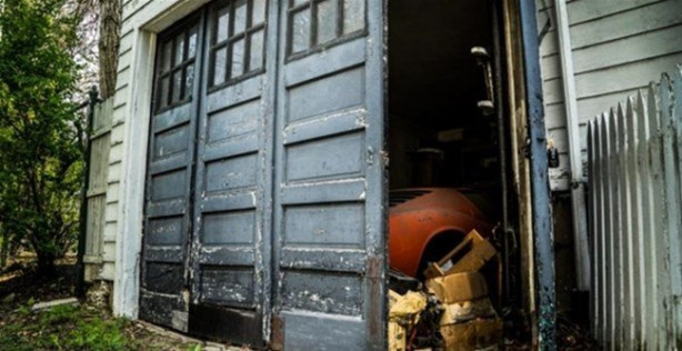 Foto - Satın aldığı evin içinden bakın ne çıktı!