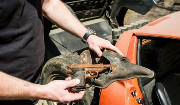 Foto - Satın aldığı evin içinden bakın ne çıktı!
