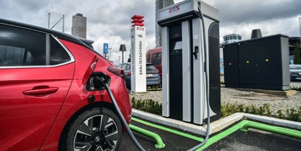 Satış patlaması yaşanıyor! İşte elektrikli araçlardaki en büyük endişe