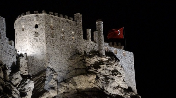 Foto - Şato planlı tarihi kale göz kamaştırmaya başladı