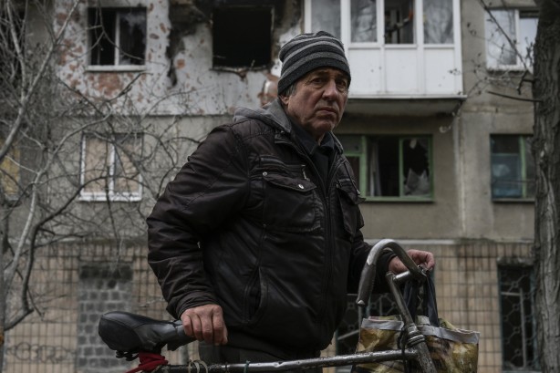 Foto - Savaş alanından feci görüntüler! Yine siviller vuruldu