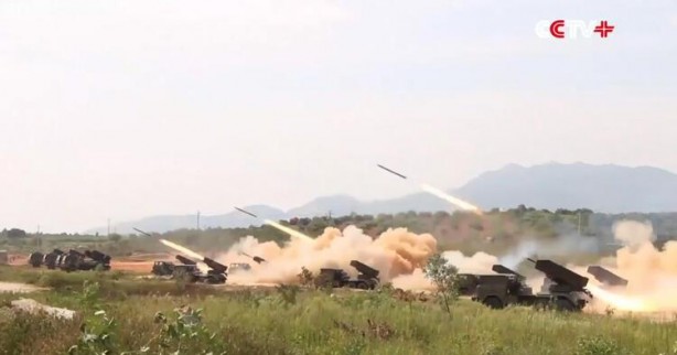 Foto - Savaş çıkaracak adım! Dünya o bölgeye kilitlendi… 24 jet birden havalandırdılar