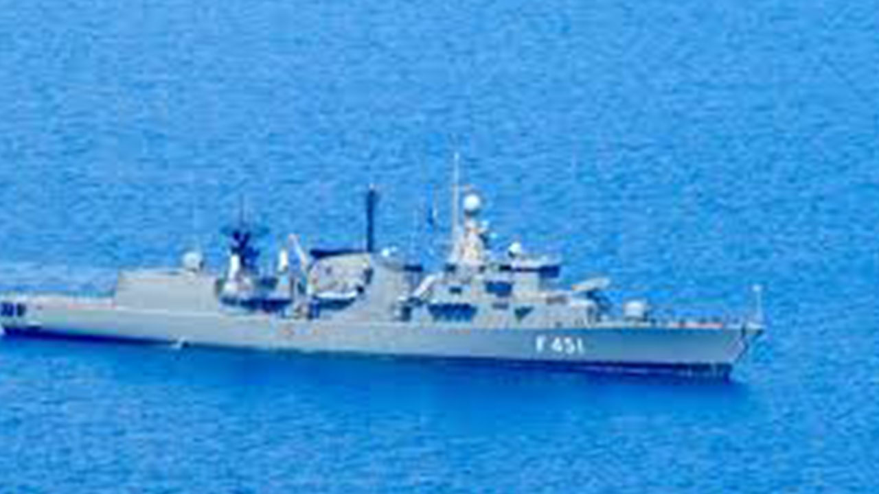 Foto - Savaş gemileri, helikopterler, çok sayıda asker Türkiye'ye karşı harekete geçti! Çıkarma yapacaklar