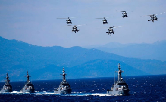 Savaş gemileri ve 60'a yakın Türk uçağı harekete geçti! Cihat Yaycı duyurdu: 3 yeni silah ateşlenecek