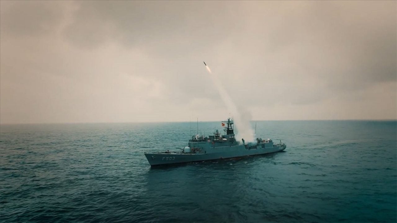 Foto - Savaş gemilerimize sıkılan kurşunu bile havada vuracak! Mavi Vatan’a aşılmaz füze kalkanı