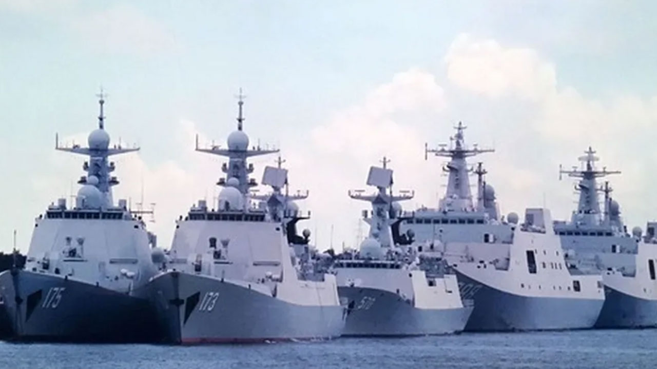 Foto - Savaş patlamak üzere! 41 İHA, 9 savaş gemisiyle harekete geçtiler