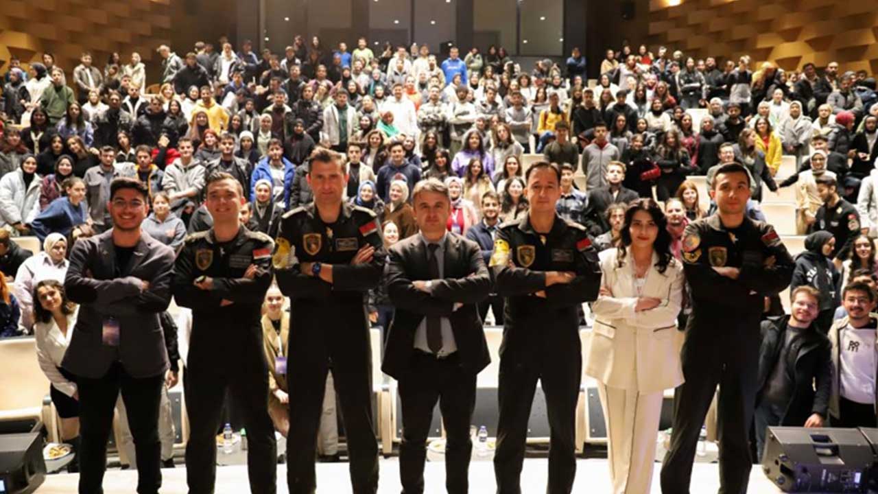 Foto - Savaş pilotundan MMU Kaan için olay sözler