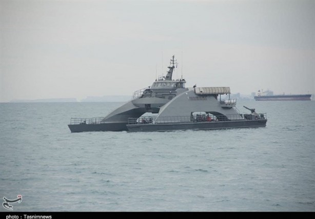 Foto - Savaş tehditleri yükselirken İran o ülke ile harekete geçti! Savaş uçakları, gemileri jetler...