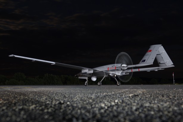 Foto - Savaş tehlikesi vardı! Bayraktar TB2 SİHA'lar o ülkeye apar topar götürüldü