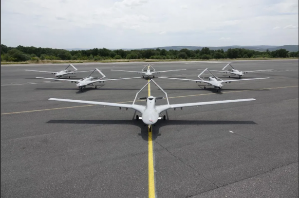 Foto - Savaş tehlikesi vardı! Bayraktar TB2 SİHA'lar o ülkeye apar topar götürüldü