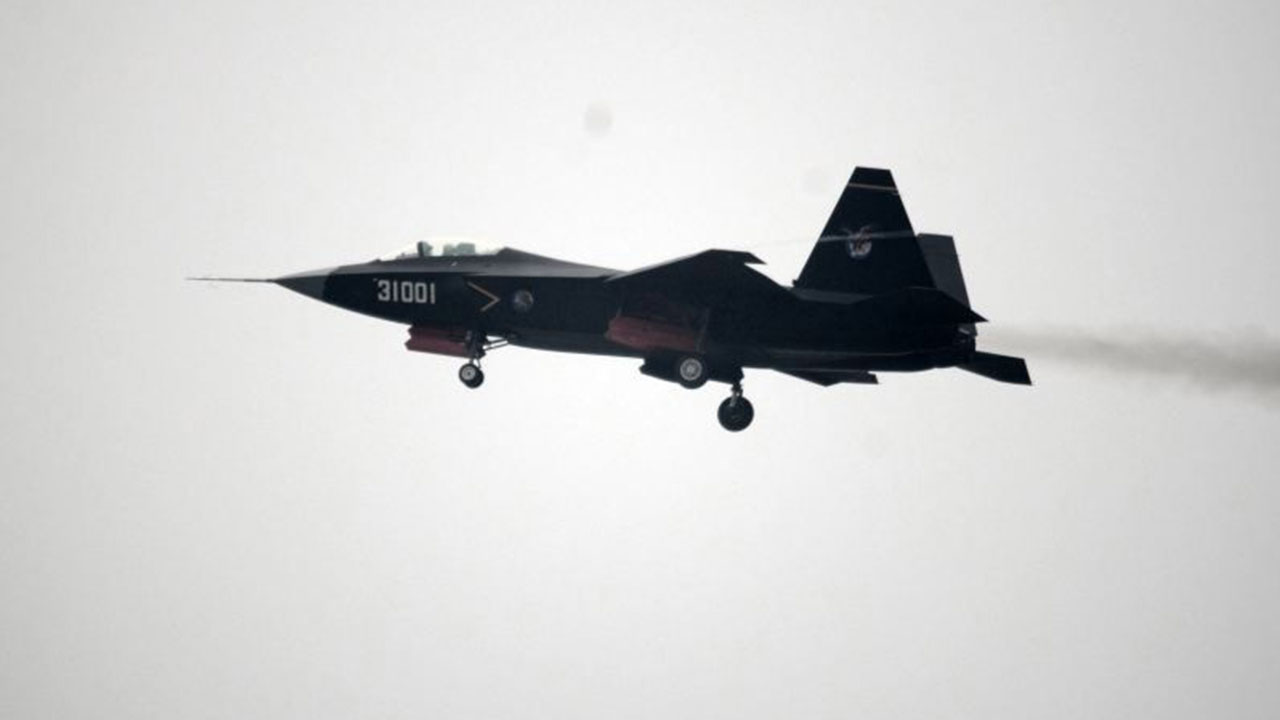 Foto - Savaş uçağının gizli sırlarını sızdırmıştı! O mühendis askeri casusluktan idam edildi