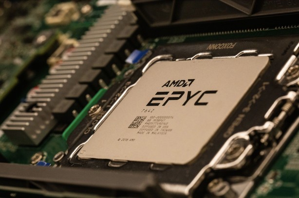 Foto - Savaşı AMD kazandı!