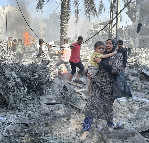 Savaşın 11'inci gününde İsrail'in Gazze'ye saldırıları sürüyor; İşte o görüntüler!