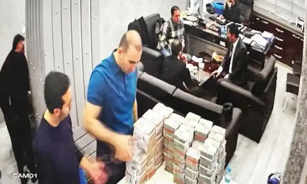 Foto - Savcılık dev kasanın izini sürüyor! Komisyon adı altında rüşvet