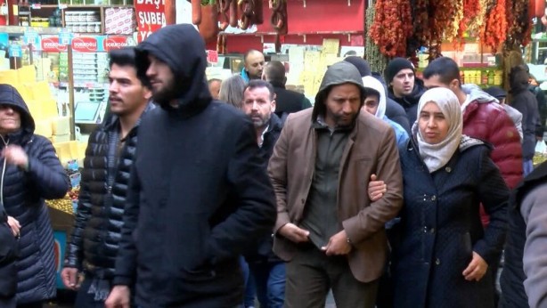 Sayılı günler kaldı! Eminönü'nde ramazan hareketliliği