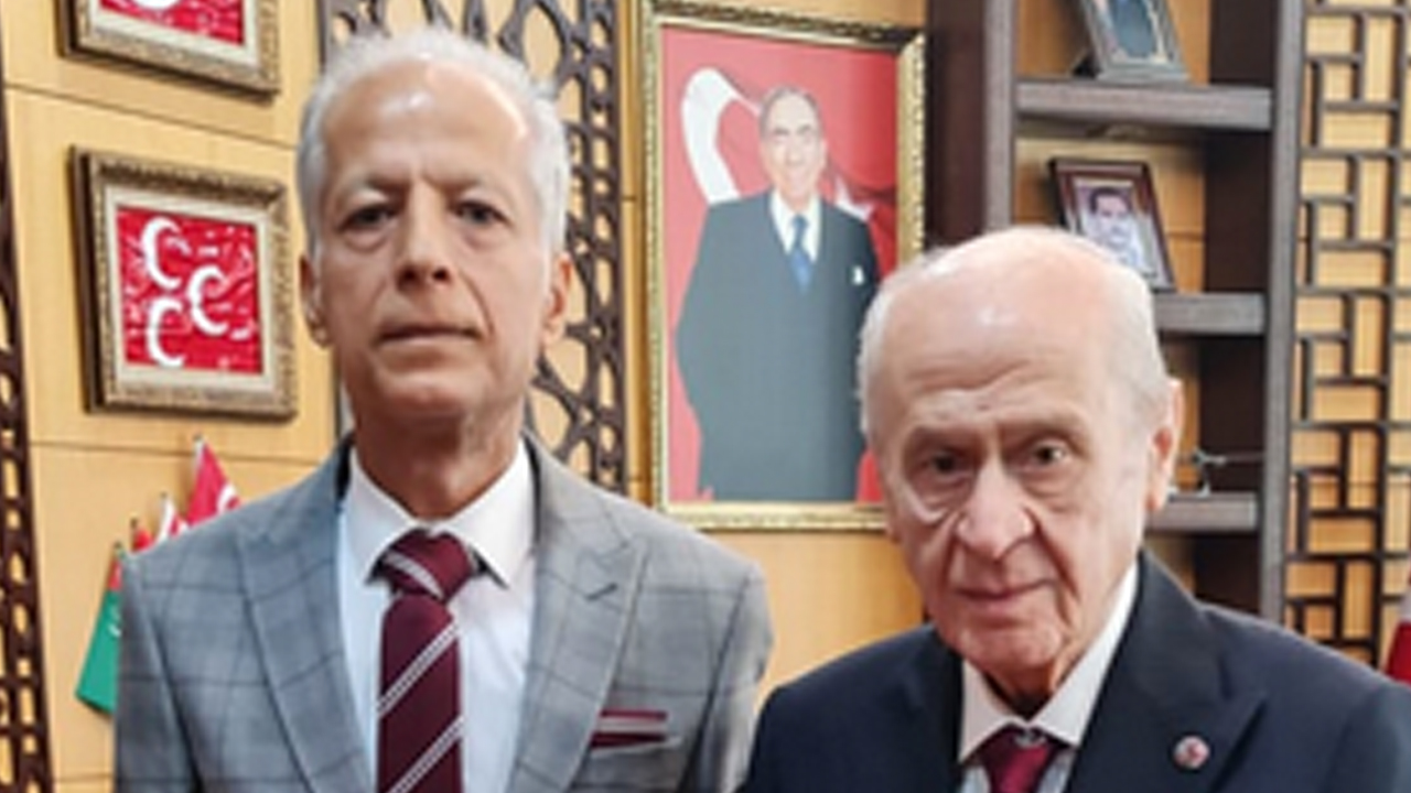 Foto - Sayın Devlet Bahçeli diyor ki; Futbolun bekası, var sistemini at, Türk Zekası, Asi Sistemini başlat!