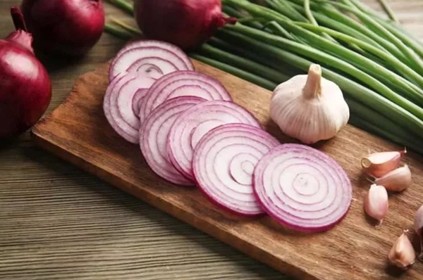 Foto - Saymakla bitmiyor! İşte soğan suyunun bilinmeyen faydaları