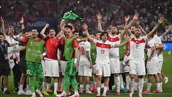 Foto - Sebebi ise hayrete düşürdü! Bu nasıl iş böyle? Yorumlar tamamen durdu ama Nevzat Aydın…