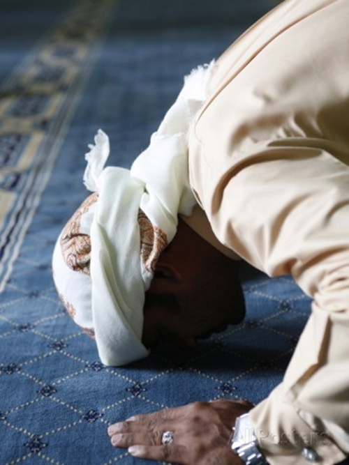 Foto - Secdede nasıl dua edilir?