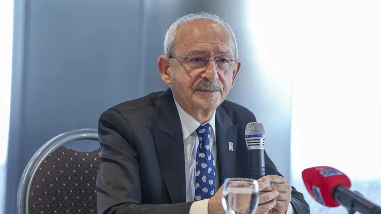 Foto - Seçim anketlerinde taşlar yerinden oynadı! İşte partilerin son oy oranları