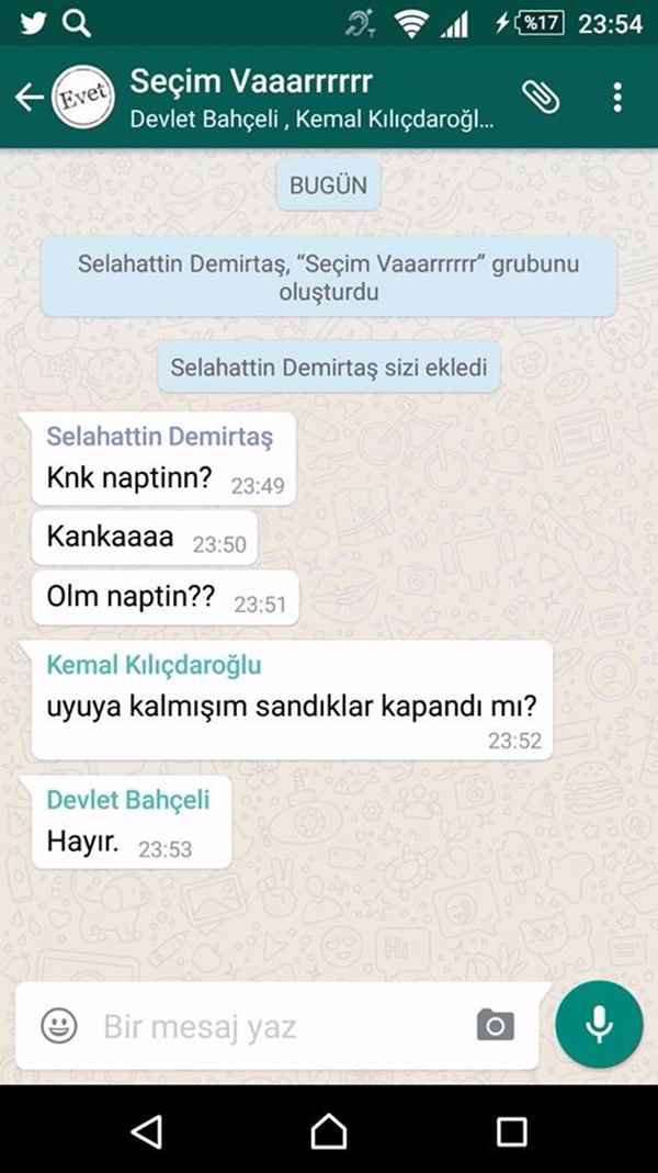 Foto - Seçim capsleri gülmekten kırdı geçirdi!