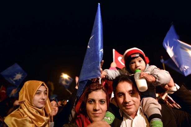 Foto - Seçim sonuçları böyle kutlanıyor!