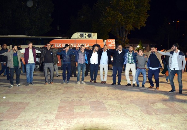 Foto - Seçim sonuçları böyle kutlanıyor!