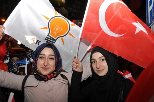 Foto - Seçim sonuçları böyle kutlanıyor!