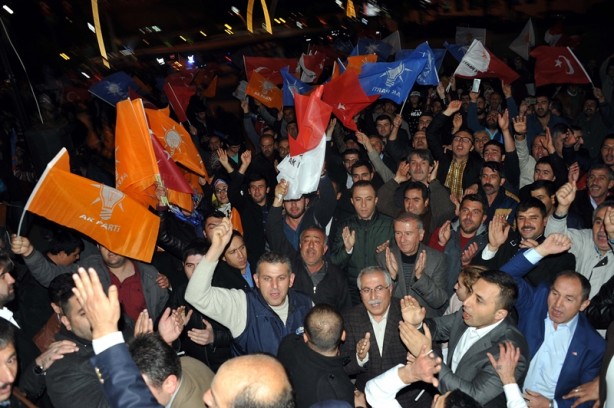 Foto - Seçim sonuçları böyle kutlanıyor!