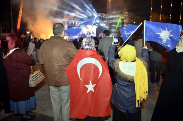 Foto - Seçim sonuçları böyle kutlanıyor!
