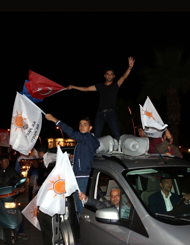 Foto - Seçim sonuçları böyle kutlanıyor!