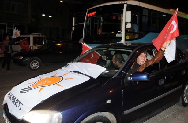 Foto - Seçim sonuçları böyle kutlanıyor!