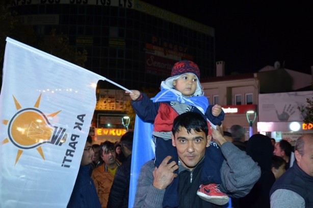 Foto - Seçim sonuçları böyle kutlanıyor!
