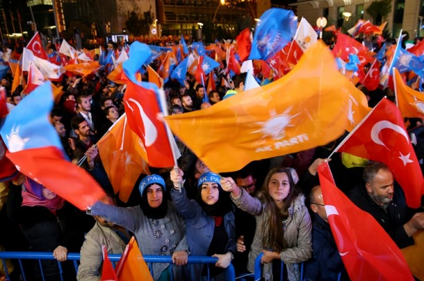 Foto - Seçim sonuçları böyle kutlanıyor!