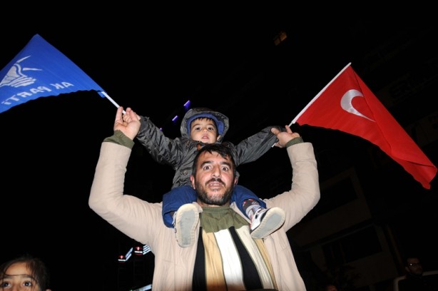 Foto - Seçim sonuçları böyle kutlanıyor!