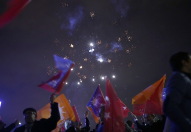 Foto - Seçim sonuçları böyle kutlanıyor!