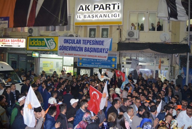 Foto - Seçim sonuçları böyle kutlanıyor!