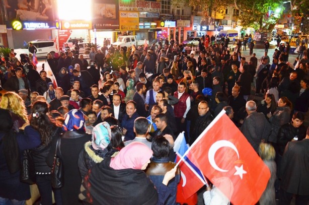 Foto - Seçim sonuçları böyle kutlanıyor!