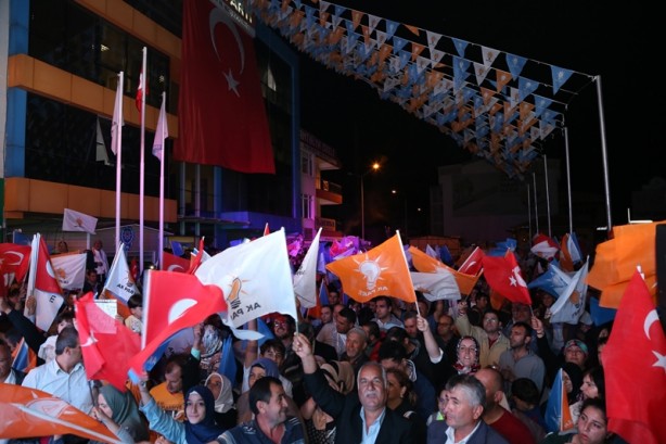 Foto - Seçim sonuçları böyle kutlanıyor!
