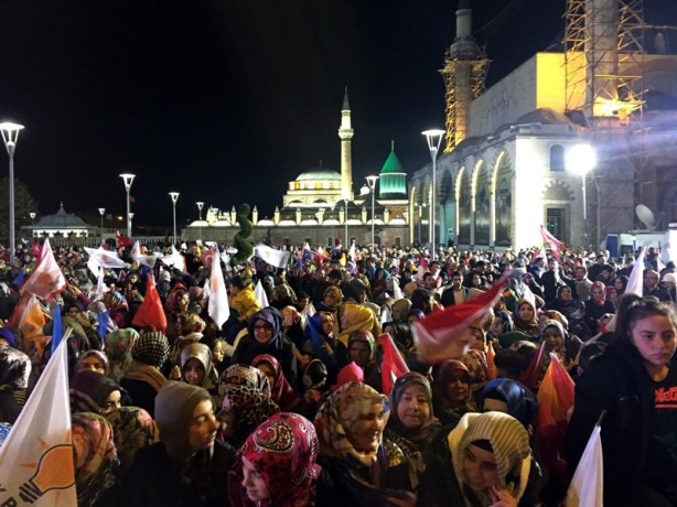 Foto - Seçim sonuçları böyle kutlanıyor!