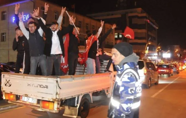 Foto - Seçim sonuçlarının ardından büyük coşku! Cumhur İttifakı zaferi böyle kutladı
