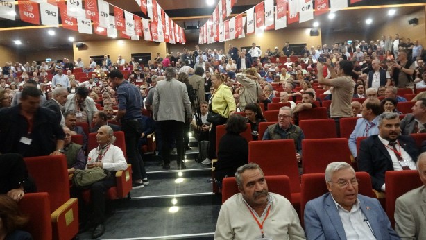 Seçimden bu yana sular durulmuyor! CHP'de bir gergin kongre daha