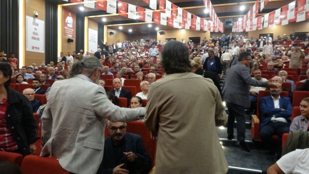 Foto - Seçimden bu yana sular durulmuyor! CHP'de bir gergin kongre daha