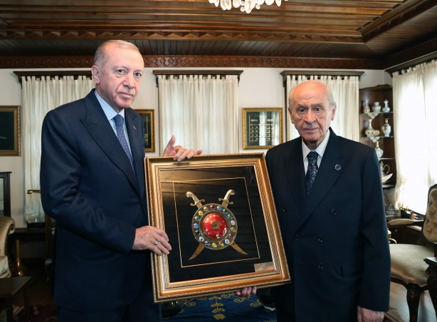 Foto - Seçimden sonra ilk kez oluyor! Cumhurbaşkanı Erdoğan Bahçeli'yi ziyaret etti