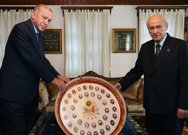 Foto - Seçimden sonra ilk kez oluyor! Cumhurbaşkanı Erdoğan Bahçeli'yi ziyaret etti