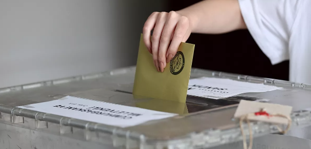 Foto - Seçime az bir süre kala taraflarını seçtiler! Türkiye'nin tarihi futbol kulübünden AK Parti'ye destek