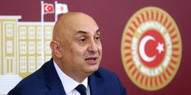Foto - Seçime üç gün kala Batı'ya tam itaat! Freni patladı